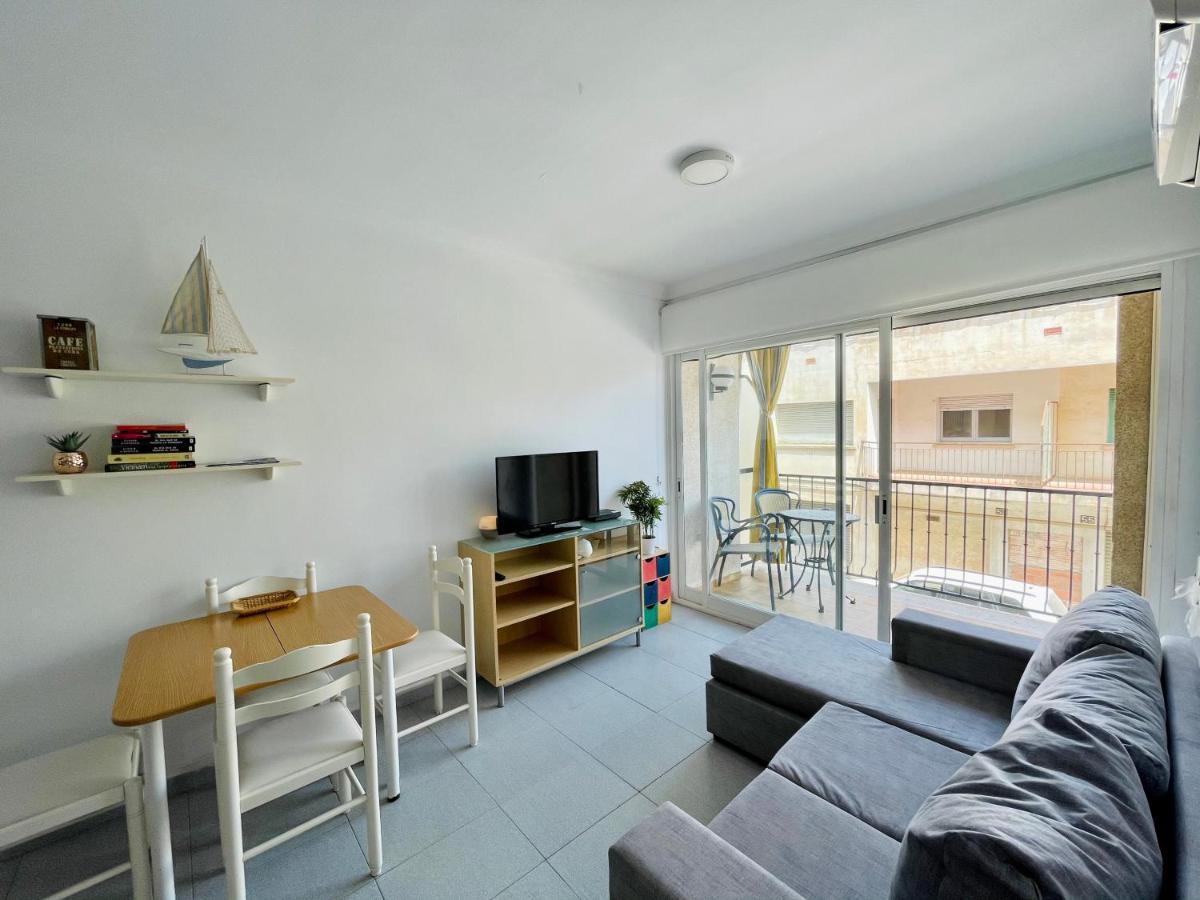 Acogedor Y Centrico Apartamento A 1' De La Playa Roses Exterior photo