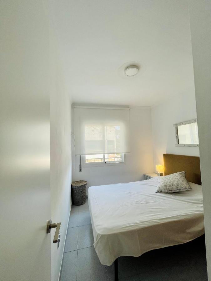 Acogedor Y Centrico Apartamento A 1' De La Playa Roses Exterior photo